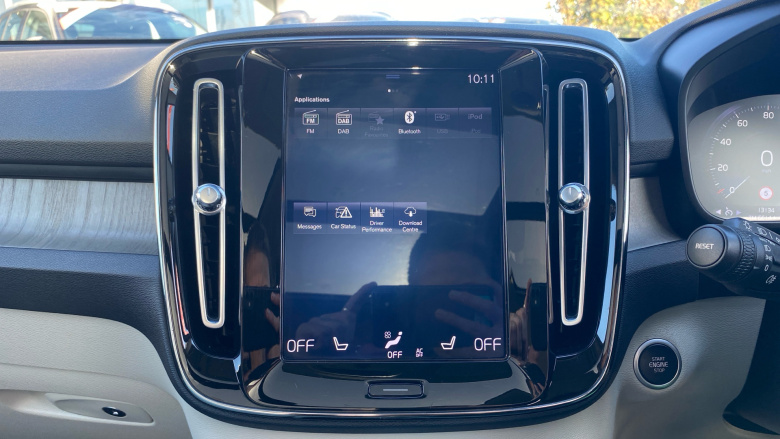 Volvo Xc40 2.0 B4P Inscription Pro 5dr Auto Petrol Estate